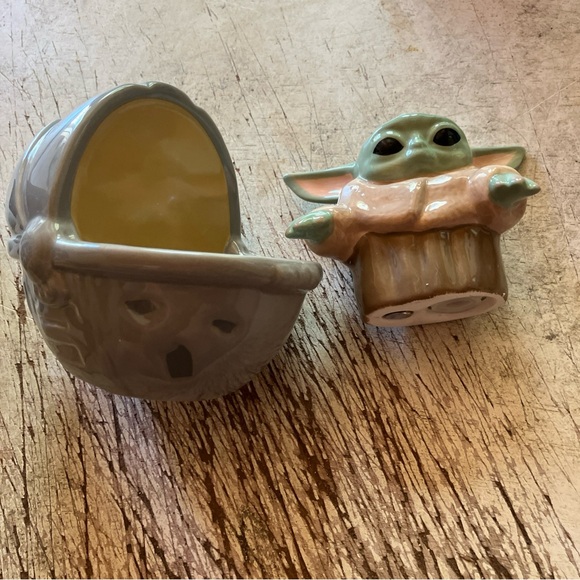Star Wars   The child. Salt & pepper set - Picture 3 of 11